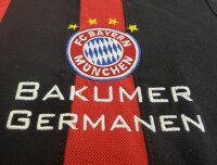 Polo "Streifen" schwarz/rot